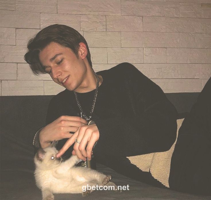 User Chloe